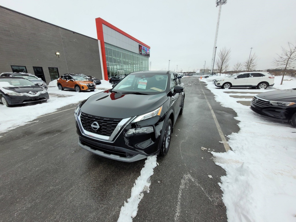 Nissan Rogue S