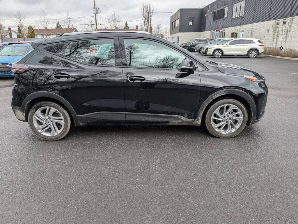 2023 Chevrolet Bolt EUV LT